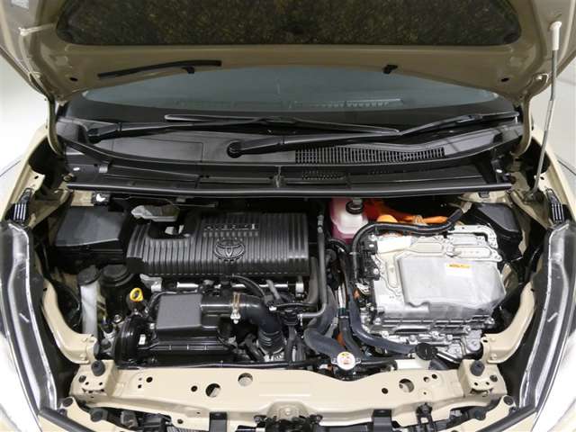 Toyota Sienta 12