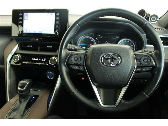 Toyota Harrier 8