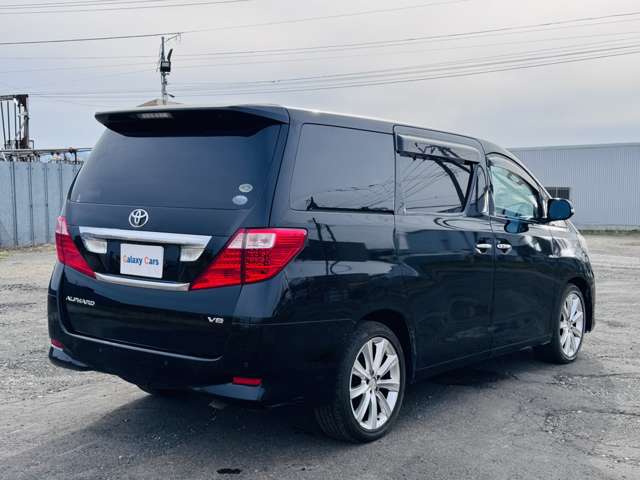 Toyota Alphard 5