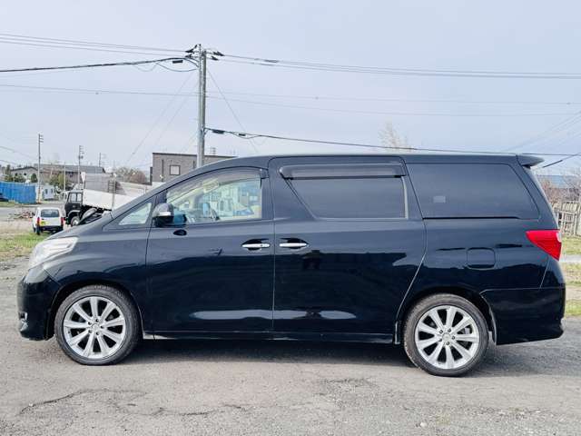 Toyota Alphard 8