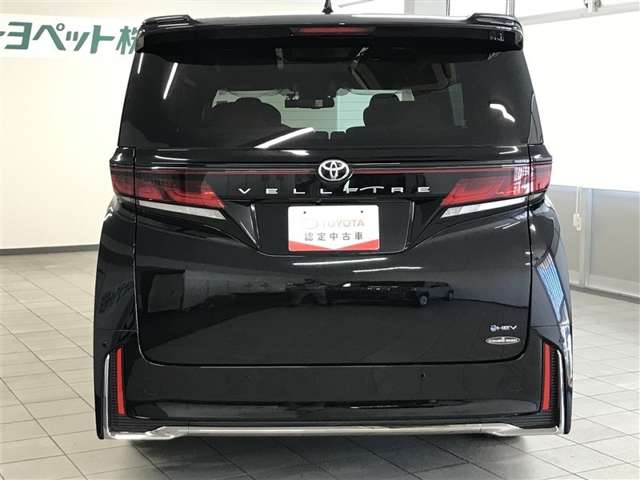 Toyota Vellfire 5
