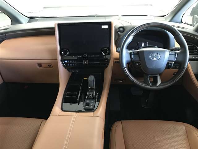 Toyota Vellfire 6