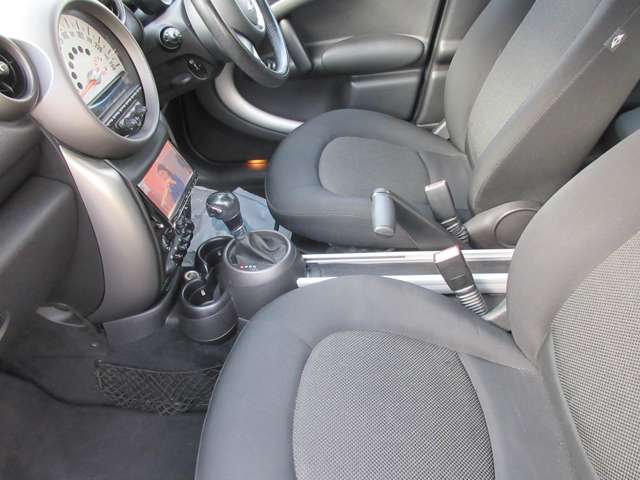 MINI Crossover 6