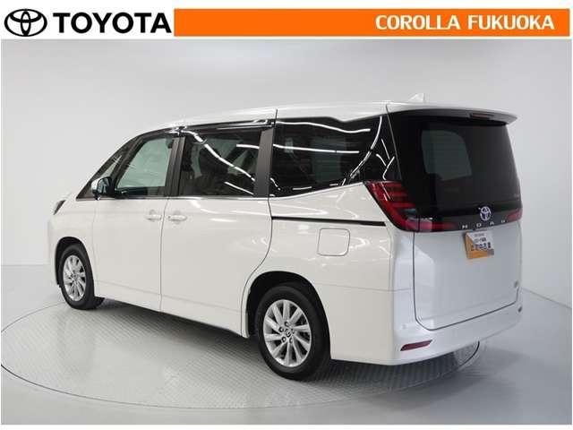 Toyota Noah 7