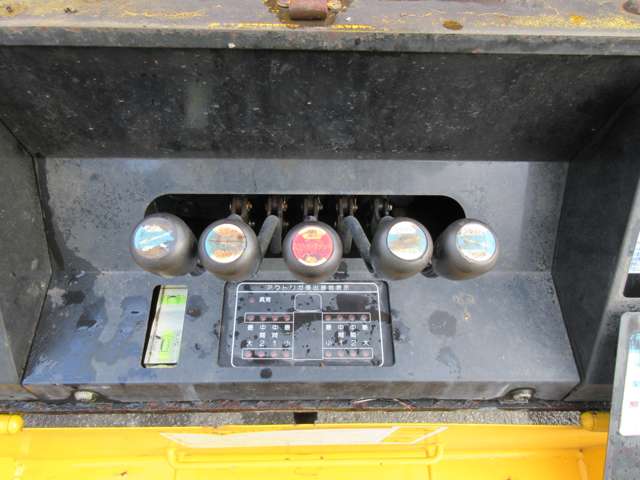 Mitsubishi Fuso Canter 12