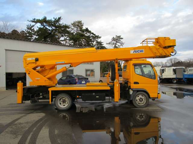 Mitsubishi Fuso Canter 8