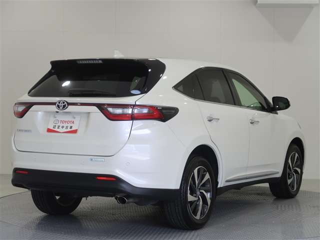 Toyota Harrier 4