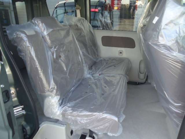 Suzuki Every 12