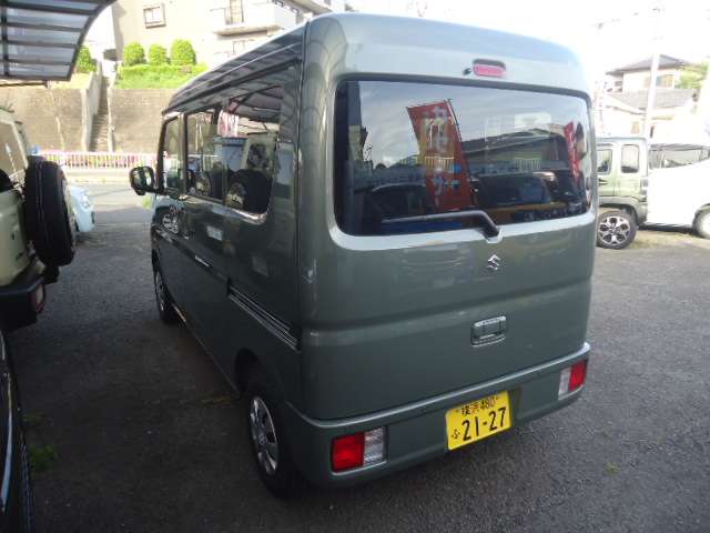 Suzuki Every 8