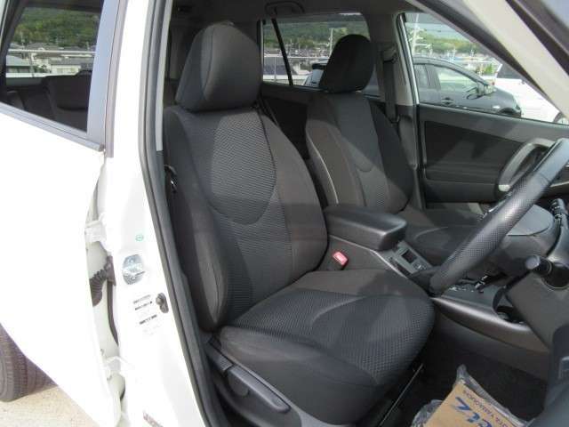 Toyota RAV4 10