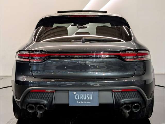 Porsche Macan 5