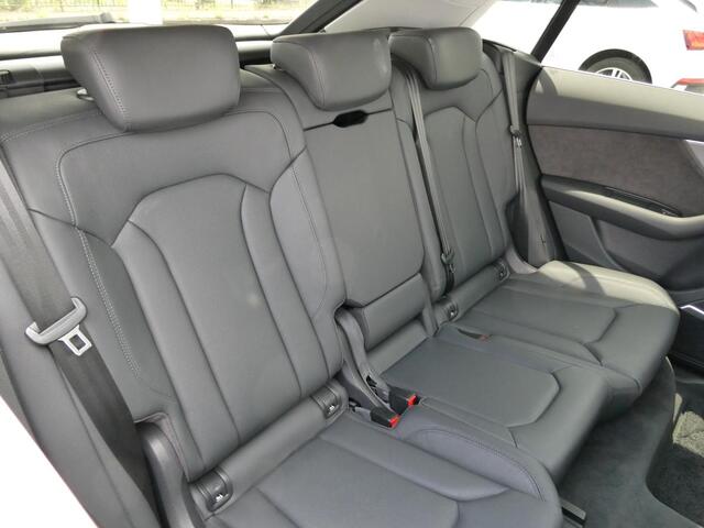 Audi Q8 10