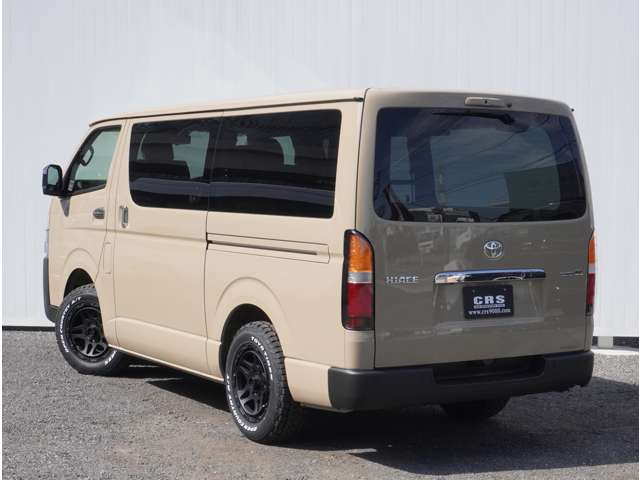 Toyota Hiace Van 2