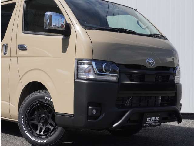 Toyota Hiace Van 8