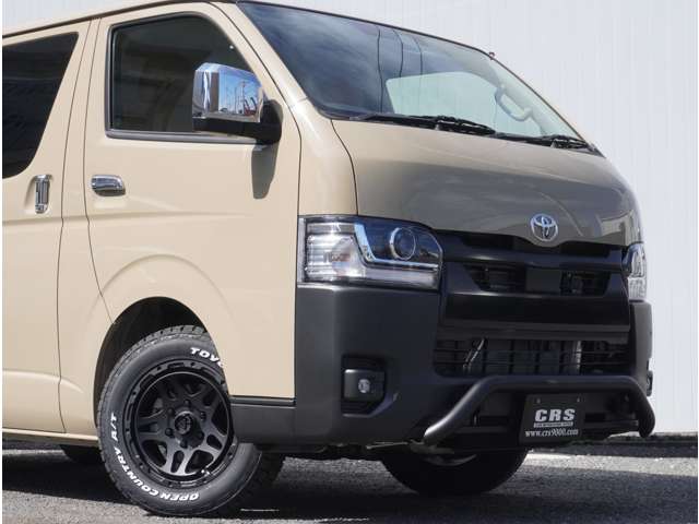Toyota Hiace Van 10