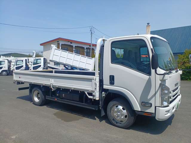 Isuzu Elf 3