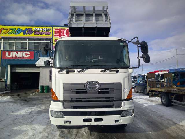 Hino Profia 2