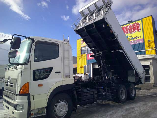 Hino Profia 4