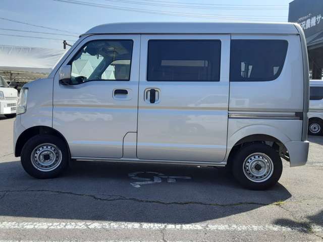 Nissan NV100 Clipper 5