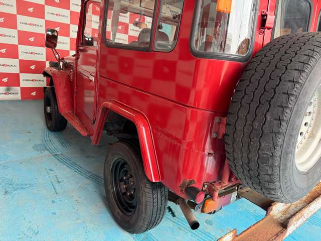 Toyota Land Cruiser 40 11