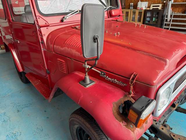 Toyota Land Cruiser 40 6