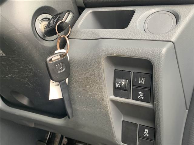 Honda N-VAN 12