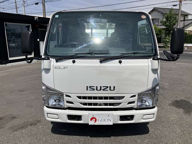 Isuzu Elf 2