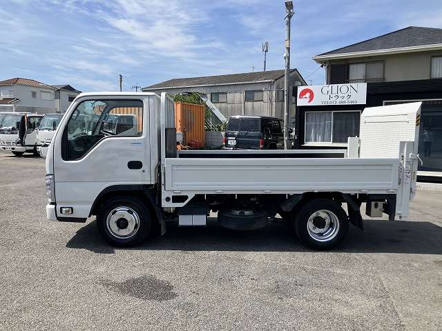 Isuzu Elf 4