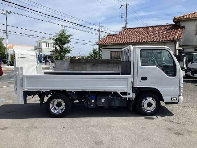 Isuzu Elf 5