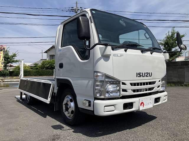 Isuzu Elf 10