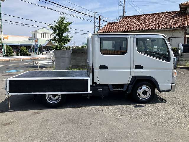 Mitsubishi Fuso Canter 12