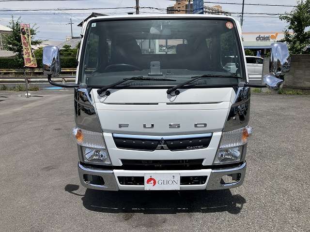 Mitsubishi Fuso Canter 2