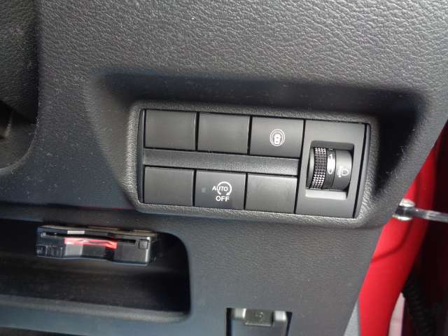 Mitsubishi eK X 11