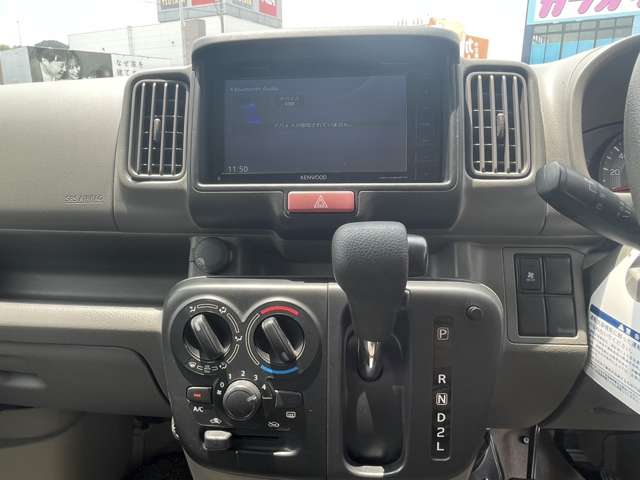 Nissan NV100 Clipper 10