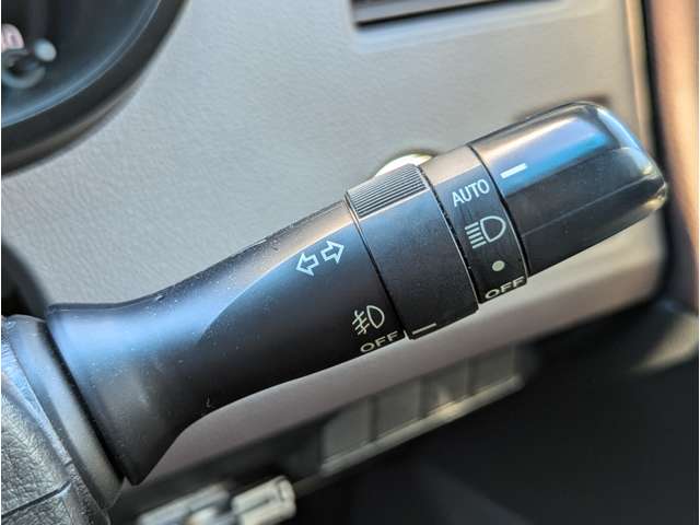 Toyota Mark X ZiO 7