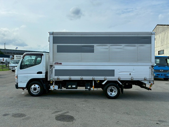 Mitsubishi Fuso Canter 11