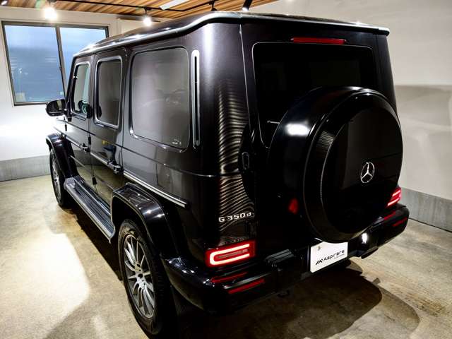 Mercedes-Benz G-Class 10