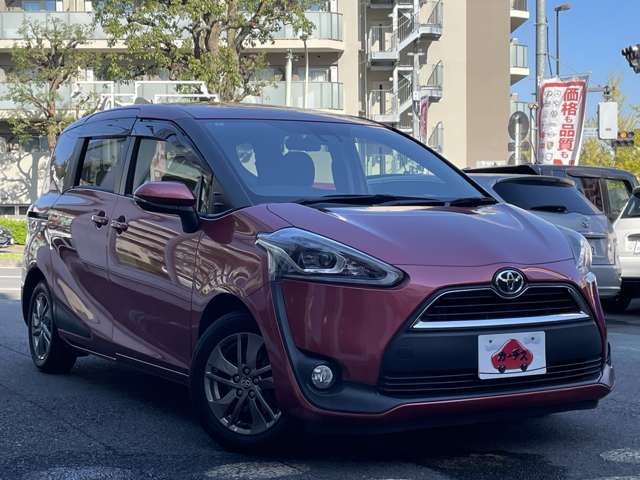 Toyota Sienta 5