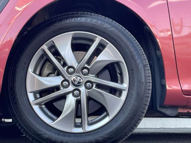 Toyota Sienta 9