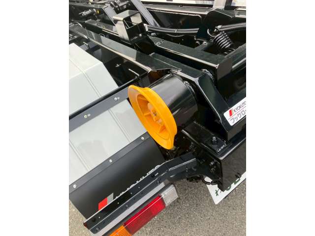 Mitsubishi Fuso Canter 3