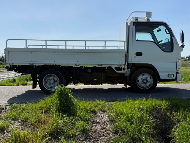 Isuzu Elf 5