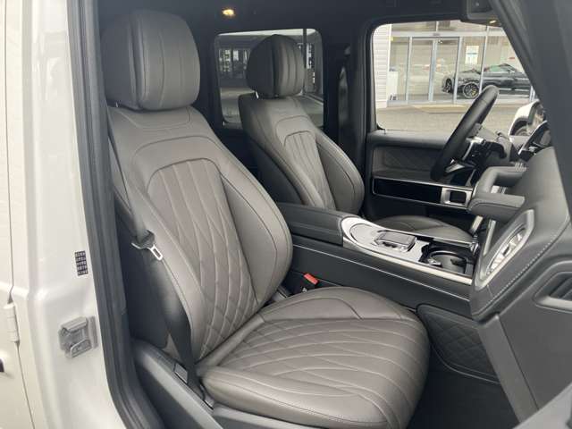 Mercedes-Benz G-Class 12