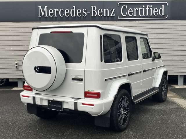 Mercedes-Benz G-Class 4
