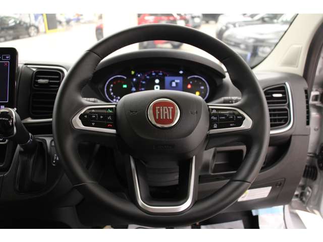 Fiat デュカト 11