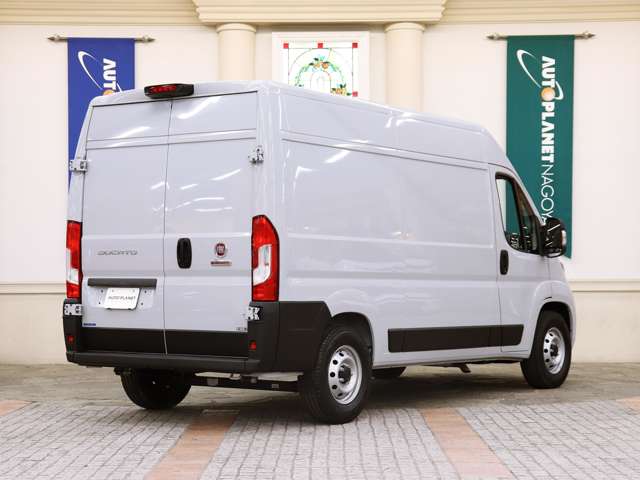 Fiat デュカト 4