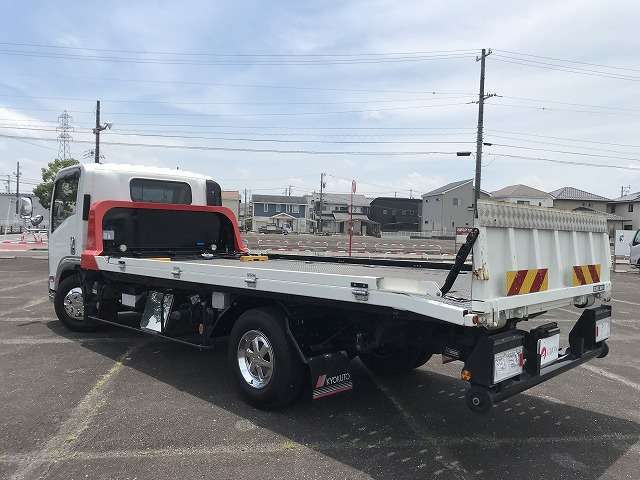 Isuzu Elf 11