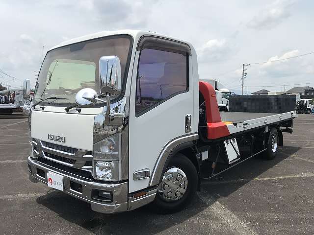 Isuzu Elf 9