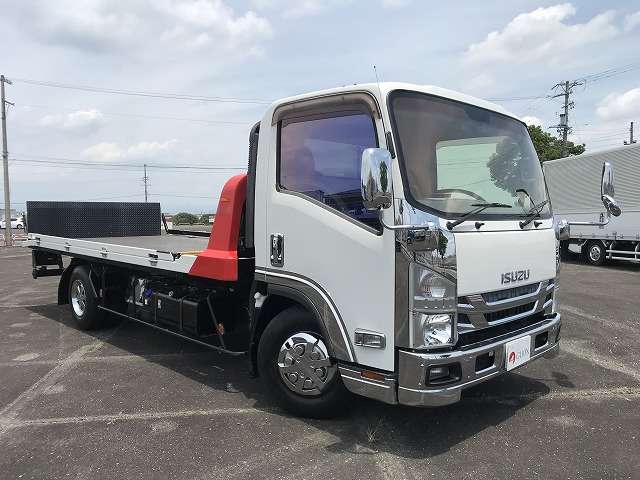 Isuzu Elf 10
