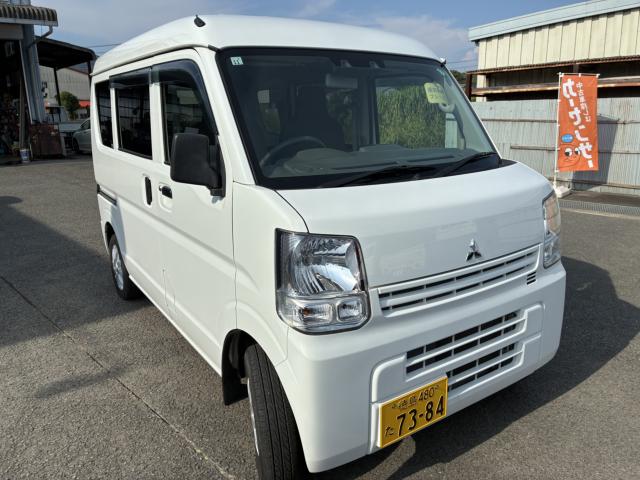Mitsubishi Minicab Van 4