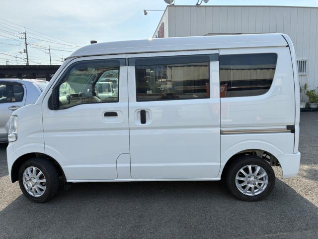 Mitsubishi Minicab Van 8